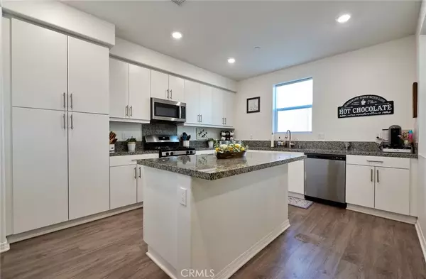 Fontana, CA 92336,15188 Horizon Street #8