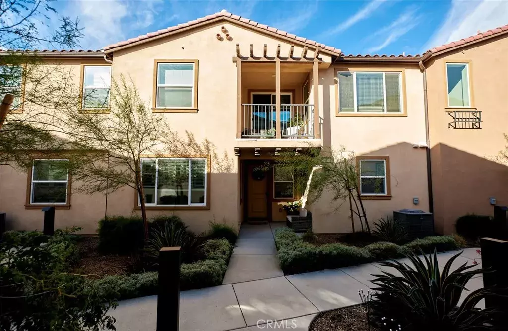 Fontana, CA 92336,15188 Horizon Street #8