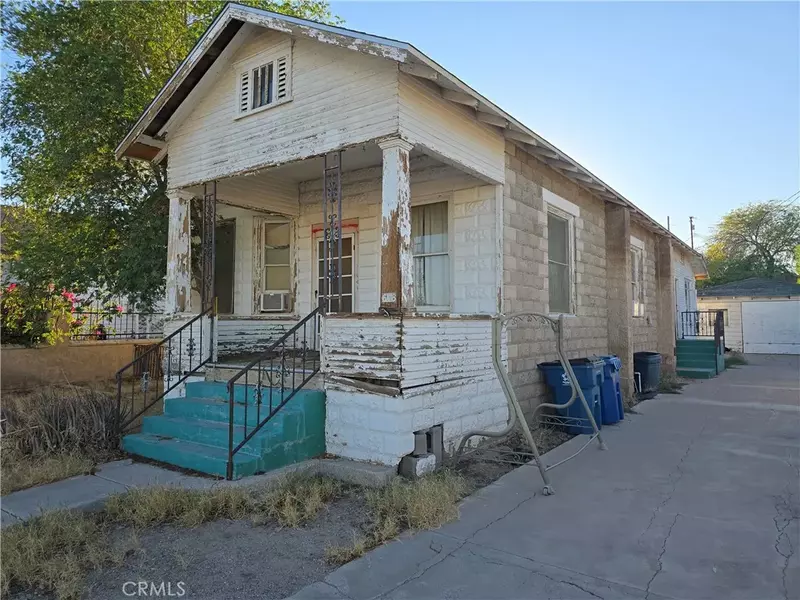 618 Palm Way, Needles, CA 92363