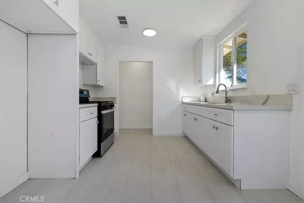 Desert Hot Springs, CA 92240,66146 Acoma