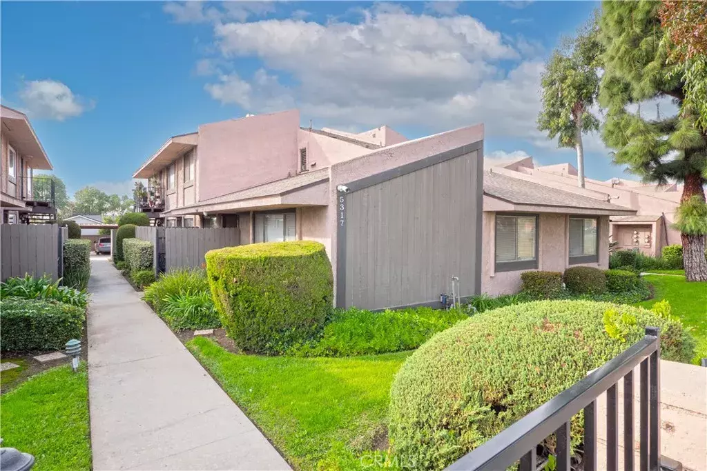 Covina, CA 91722,5317 N Barranca