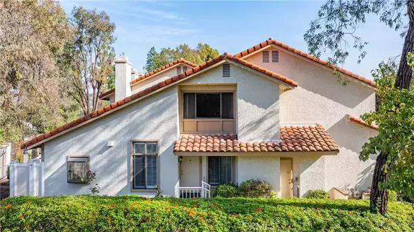 Diamond Bar, CA 91765,23064 Paseo De Terrado #4