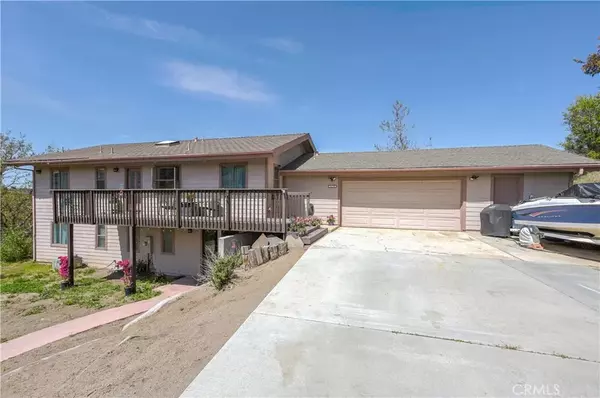 26201 Cumberland Road, Tehachapi, CA 93561