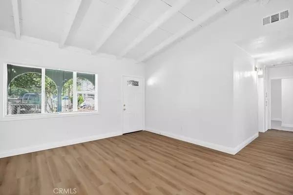 Fontana, CA 92335,15065 Granada