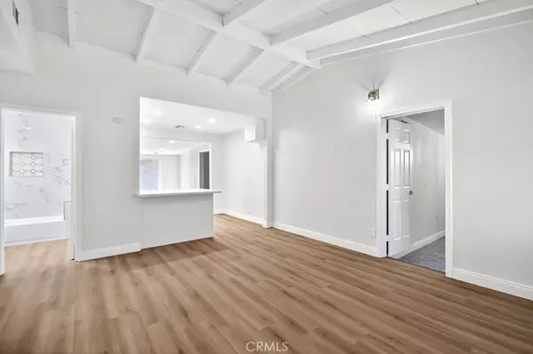 Fontana, CA 92335,15065 Granada