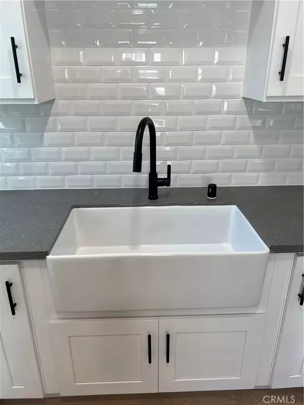 Fontana, CA 92335,8893 Nuevo