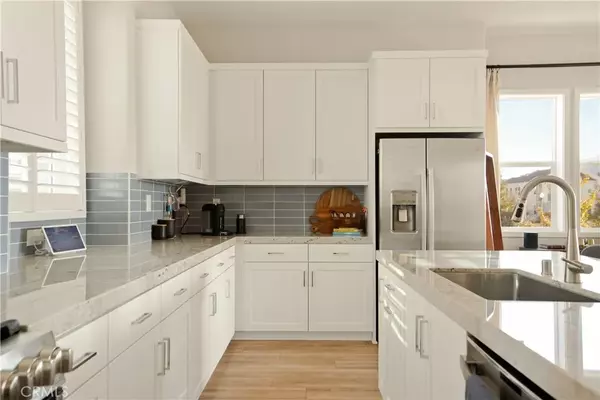 Irvine, CA 92618,112 Restore