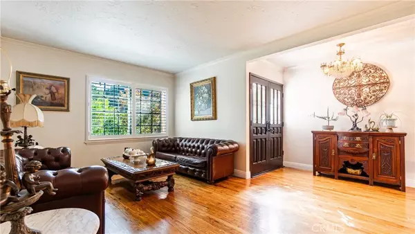 Van Nuys, CA 91406,7503 Aqueduct Ave