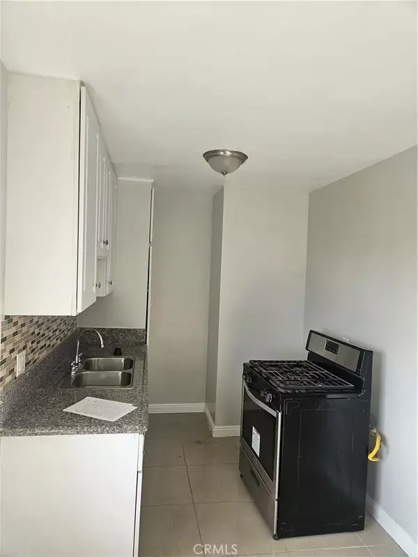 Azusa, CA 91702,530 N San Gabriel Avenue #11