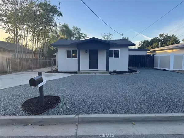 2427 Northbend, Riverside, CA 92501