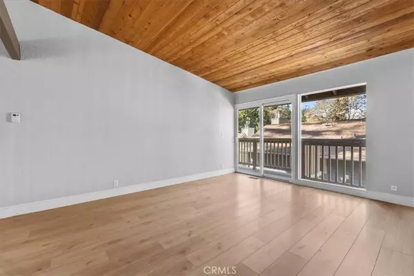 Lake Arrowhead, CA 92352,323 Canyon Crest