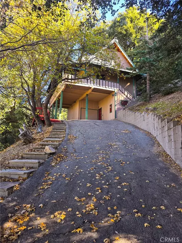 Crestline, CA 92325,629 Chateau