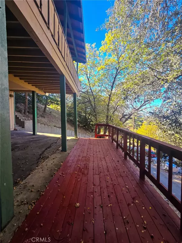 Crestline, CA 92325,629 Chateau