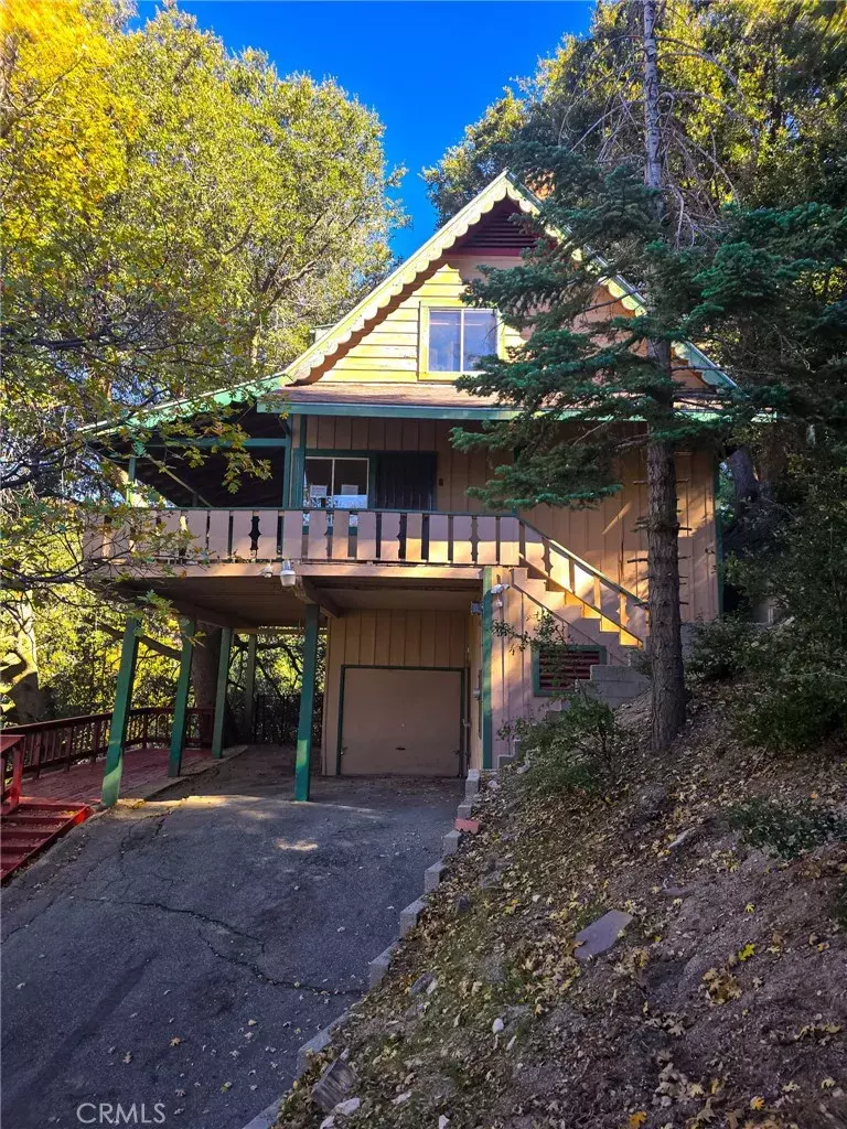Crestline, CA 92325,629 Chateau