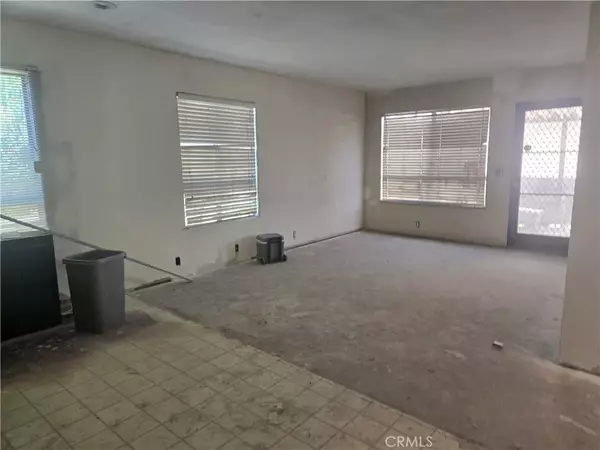 El Monte, CA 91732,2361 Parkway