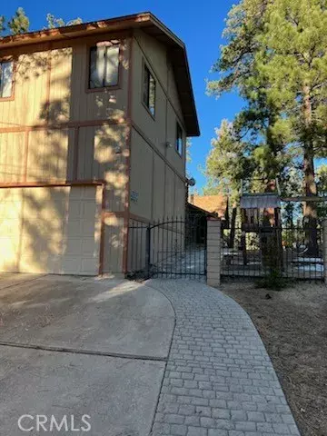 Big Bear Lake, CA 92315,39900 Lakeview