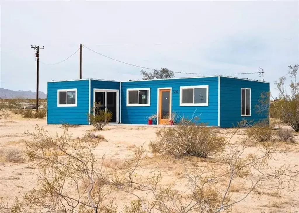 29 Palms, CA 92277,3232 Meldora