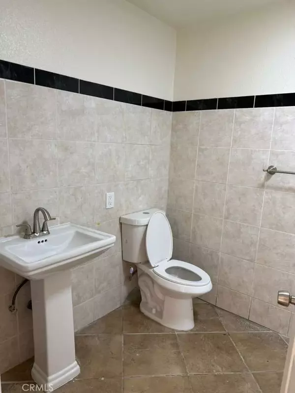 Jurupa Valley, CA 91752,6576 Lorena