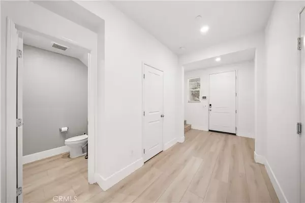 Chino, CA 91710,5313 Mariner