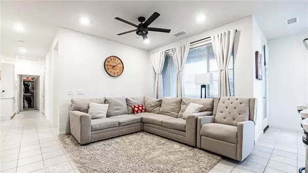 Ontario, CA 91761,3590 E Peckham Paseo #2