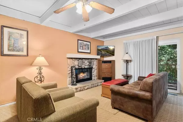 Lake Arrowhead, CA 92352,306 Canyon Crest