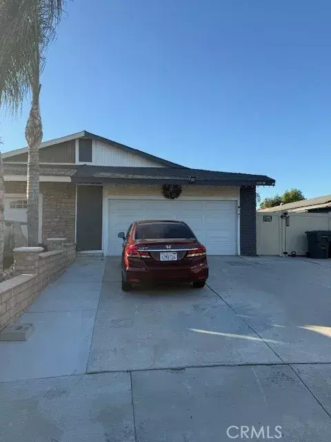 Jurupa Valley, CA 92509,4207 Wind Stream