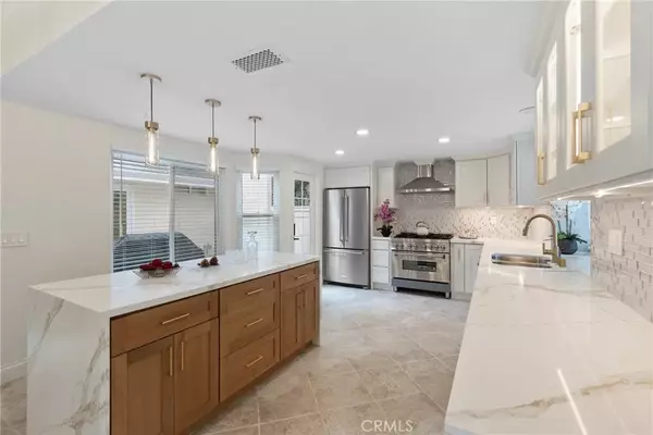 Irvine, CA 92614,29 Cedarlake #53