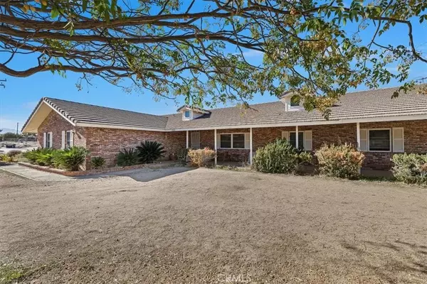 Hesperia, CA 92344,12876 Cedar Street