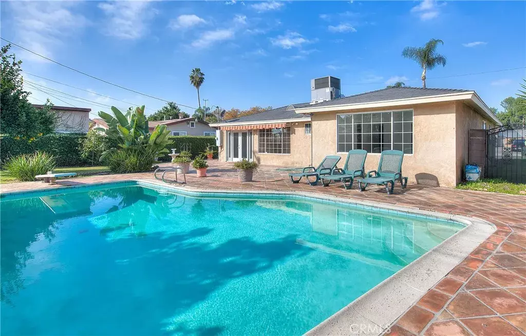 La Puente, CA 91746,1510 Ardilla