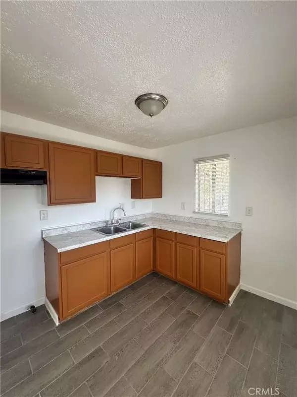 Colton, CA 92324,1318 N Rialto