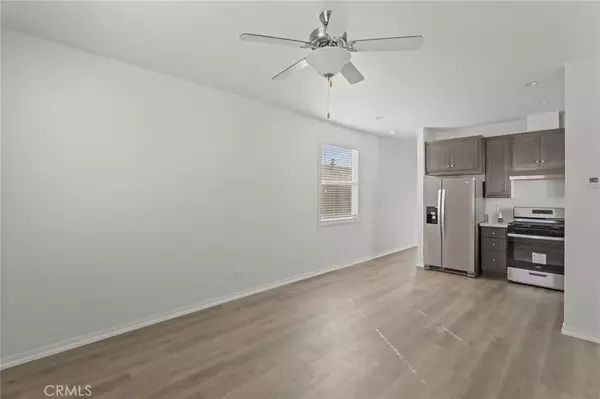 Jurupa Valley, CA 92509,8086 Mission #18