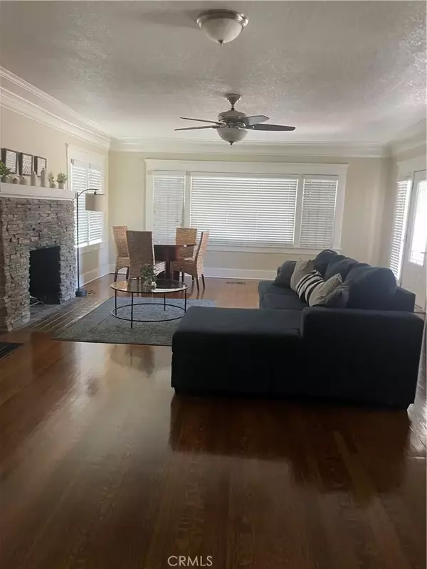 Claremont, CA 91711,596 E Arrow Highway