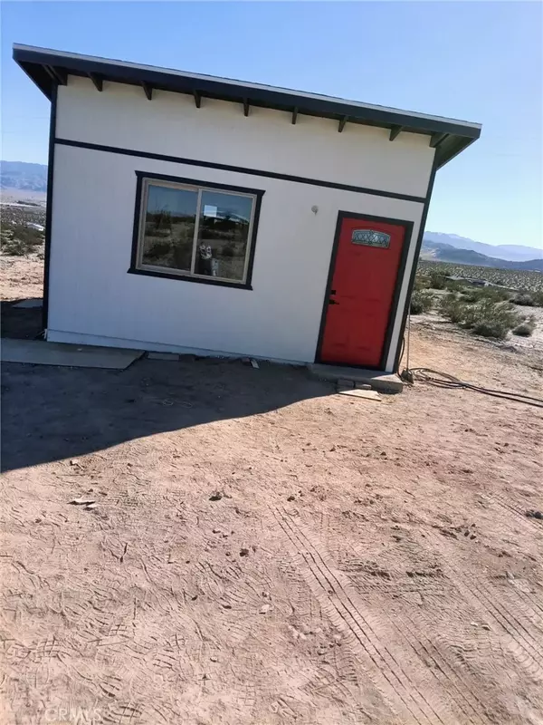 29 Palms, CA 92277,68243 S PIONEER TRAIL