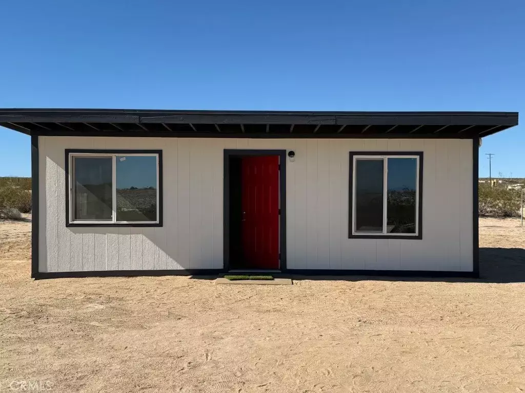 29 Palms, CA 92277,68423 E Rainier