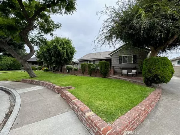 1328 Elm Park, South Pasadena, CA 91030