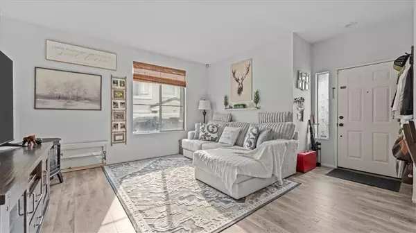 Fontana, CA 92336,7543 W Liberty #672