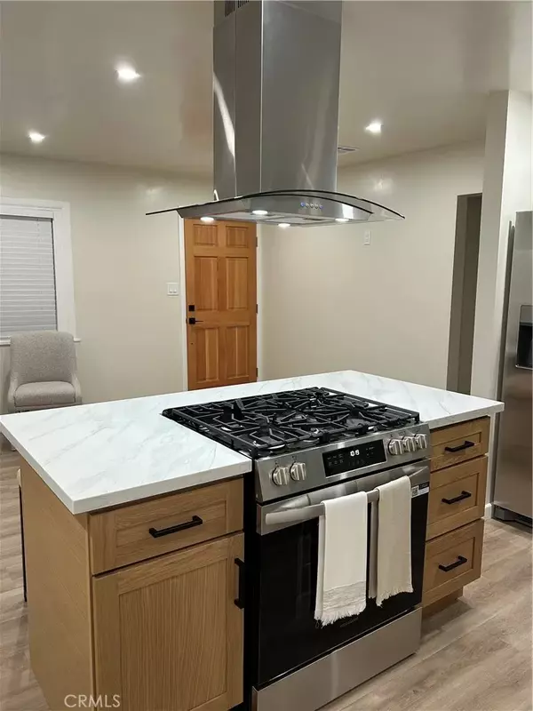 Pomona, CA 91766,1493 W Grand