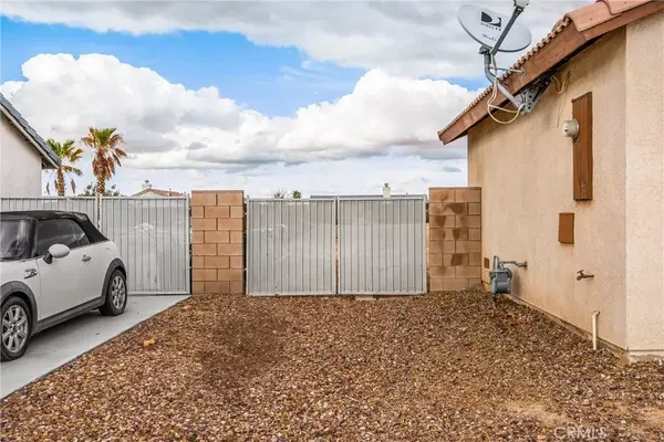 Apple Valley, CA 92308,21266 Colombard