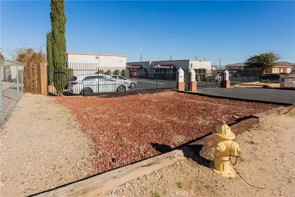 Hesperia, CA 92345,16440 Sequoia