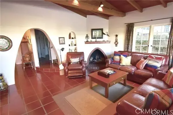 Newport Beach, CA 92661,1211 W Bay