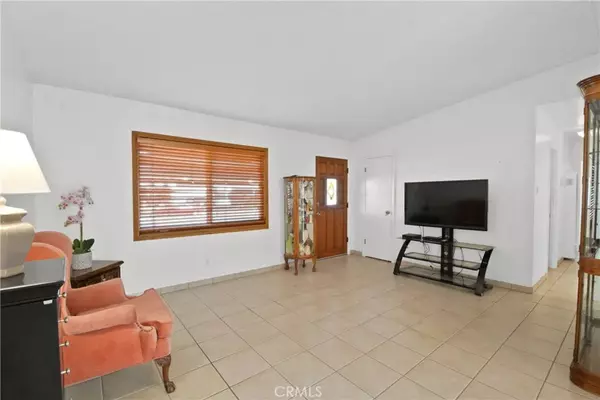 La Puente, CA 91744,18114 Villa Park