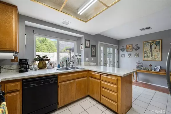 Moreno Valley, CA 92557,21060 Pala Foxia