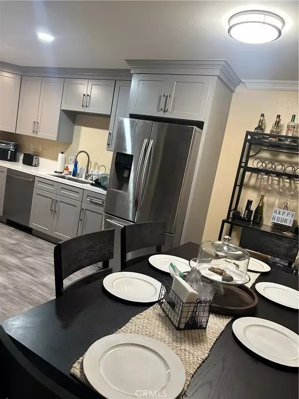 Diamond Bar, CA 91765,23635 Golden Springs #4B