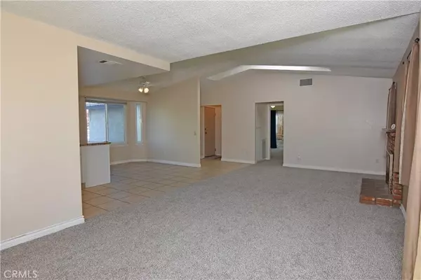 Victorville, CA 92395,13728 Nassau