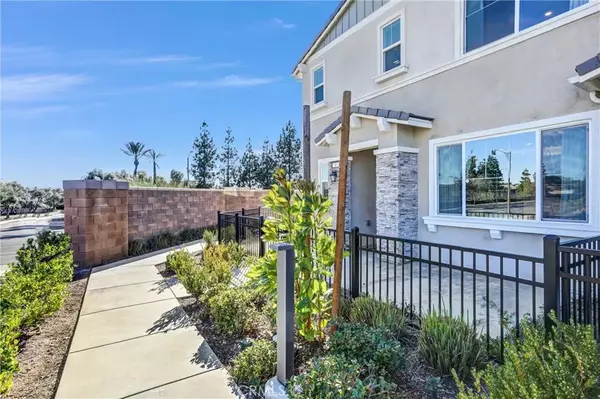 Fontana, CA 92336,16681 Wyndham Lane #8