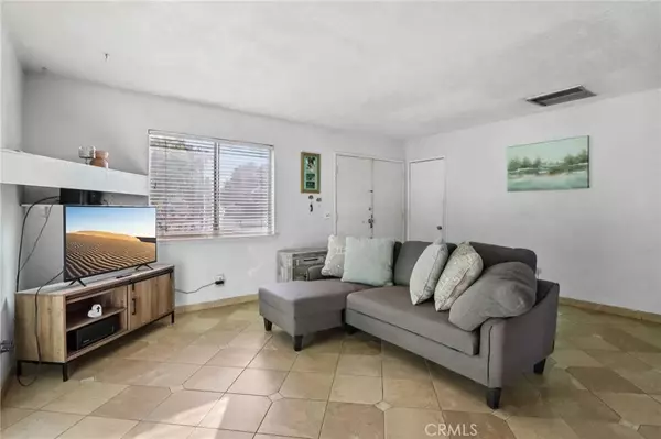 Hesperia, CA 92345,16362 Pine Street