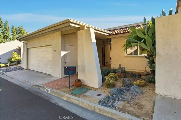 Claremont, CA 91711,880 W Highpoint