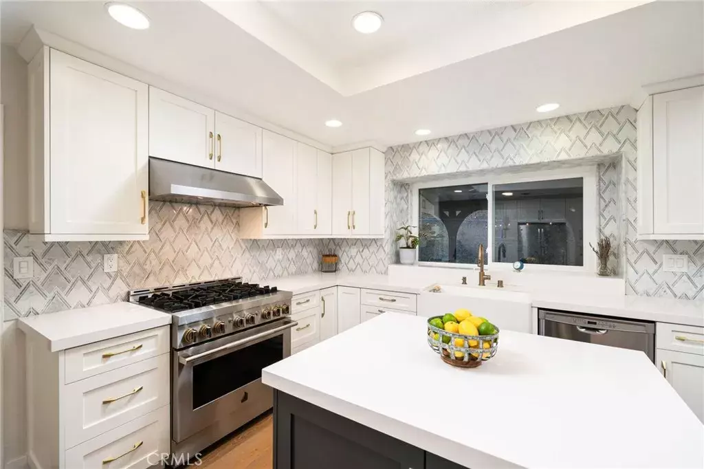 Glendora, CA 91741,810 Mountain Lane