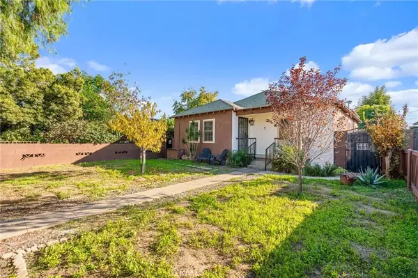 Ontario, CA 91761,516 E Sunkist