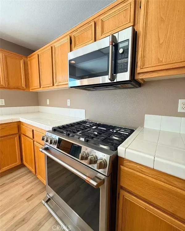 Fontana, CA 92336,5741 Reagan